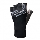 ■PEARLIZUMI(パールイズミ) 22 スリップオングローブ 5.ブラック