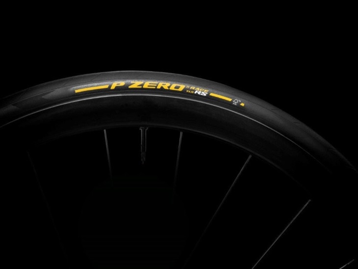 【数量限定】 PIRELLI (ピレリ) P ZERO RACE RS TLR SPEEDCORE  チューブレスレディ ロードタイヤ TEAM EDITION