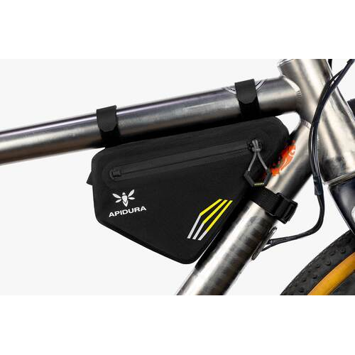 APIDURA (アピデュラ) レーシング・フレームパック(1L)